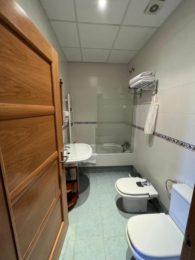 Hostal Villa El Colmenar Mombeltrán Exteriér fotografie